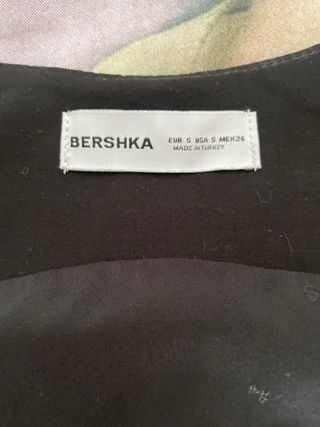 Chaleco negro Bershka botones talla S