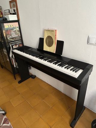 Soporte madera piano Casio CDP-130