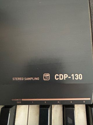 Soporte madera piano Casio CDP-130
