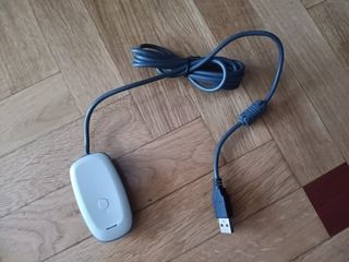 Volante Xbox 360 con pedales, cargador y adap PC