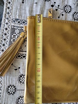 Neceser Yves Saint Laurent Dorado