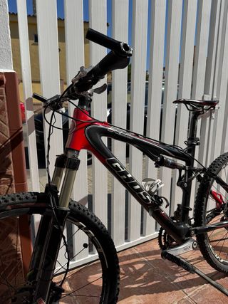 Bicicleta Ghost Full Suspension Roja
