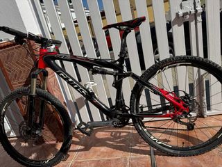 Bicicleta Ghost Full Suspension Roja
