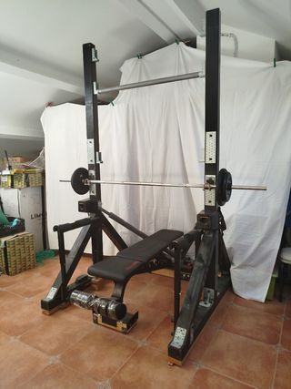 Jaula Potencia + Banco Hecho a Mano