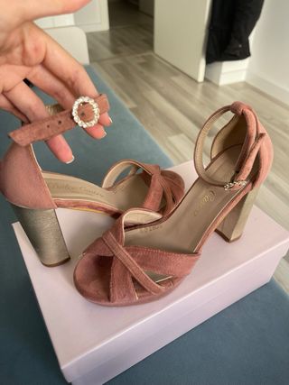 Zapatos  Dulce Castro T. 36 Rosa empolvado. 
