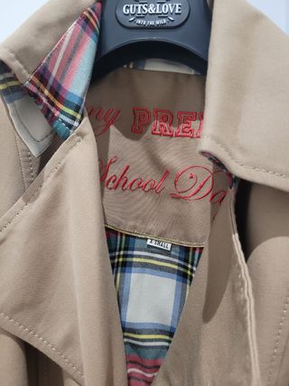Gabardina Beige highly Preppy