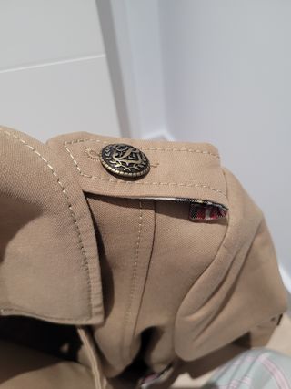 Gabardina Beige highly Preppy