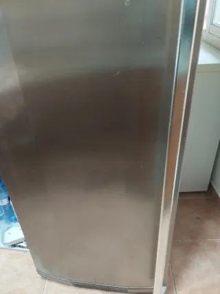 Nevera sin congelador AEG