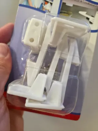 Resorte para armarios y cajones.