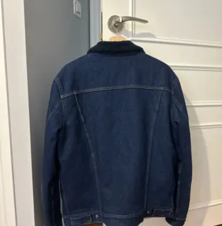 Cazadora Levi's vaquera con borrego