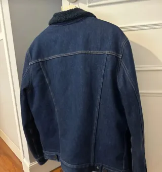 Cazadora Levi's vaquera con borrego