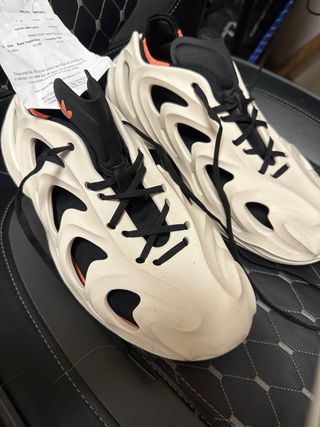 Adidas ADIFOM Q Blancas y Naranja