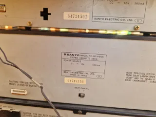Cadena de música Sanyo negra
NO SE SI FUNCIONA