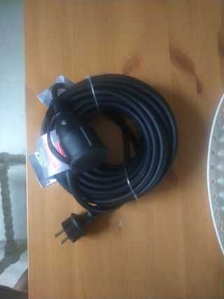 Cable alargador exterior 15m sin usar