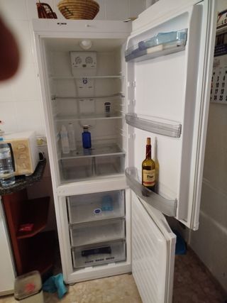 Frigorífico Blanco Whirlpool