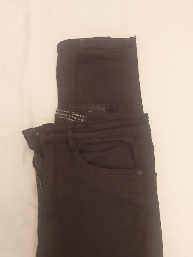 Pantalón pitillo negro talla 36