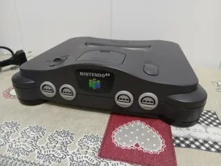 Nintendo 64 + 1 Juego