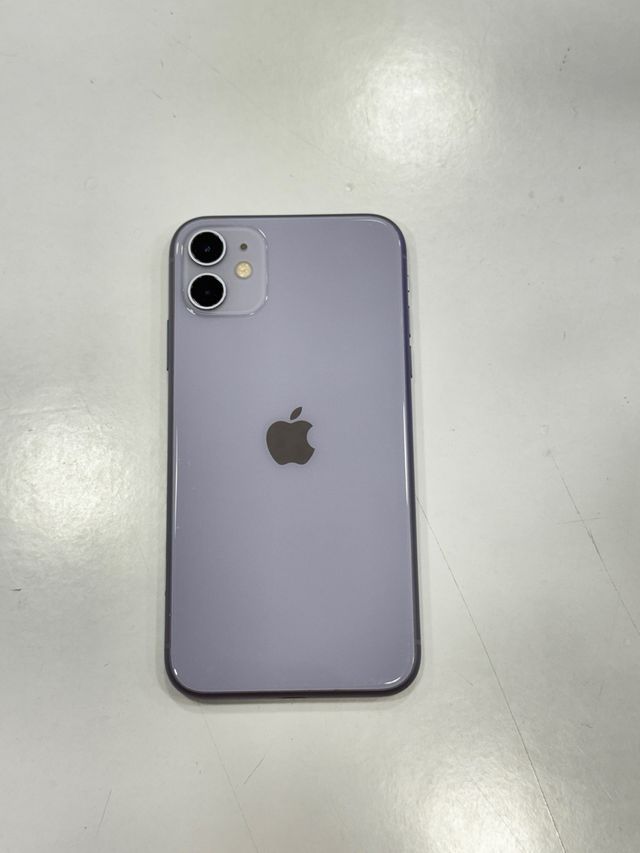 iPhone 11 64GB Morado