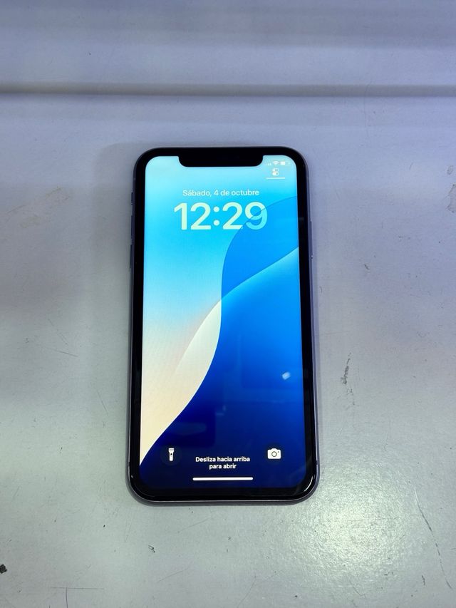 iPhone 11 64GB Morado