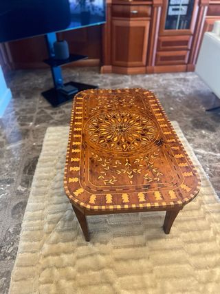 Mesa antigua estilo Sáhara