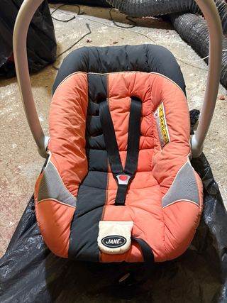 Maxi-coxi,Silla  portabebe de coche Jane.