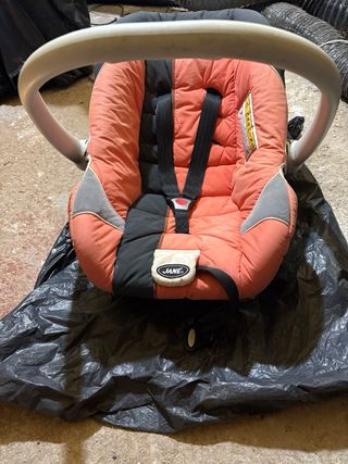 Maxi-coxi,Silla  portabebe de coche Jane.