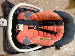 Maxi-coxi,Silla  portabebe de coche Jane.