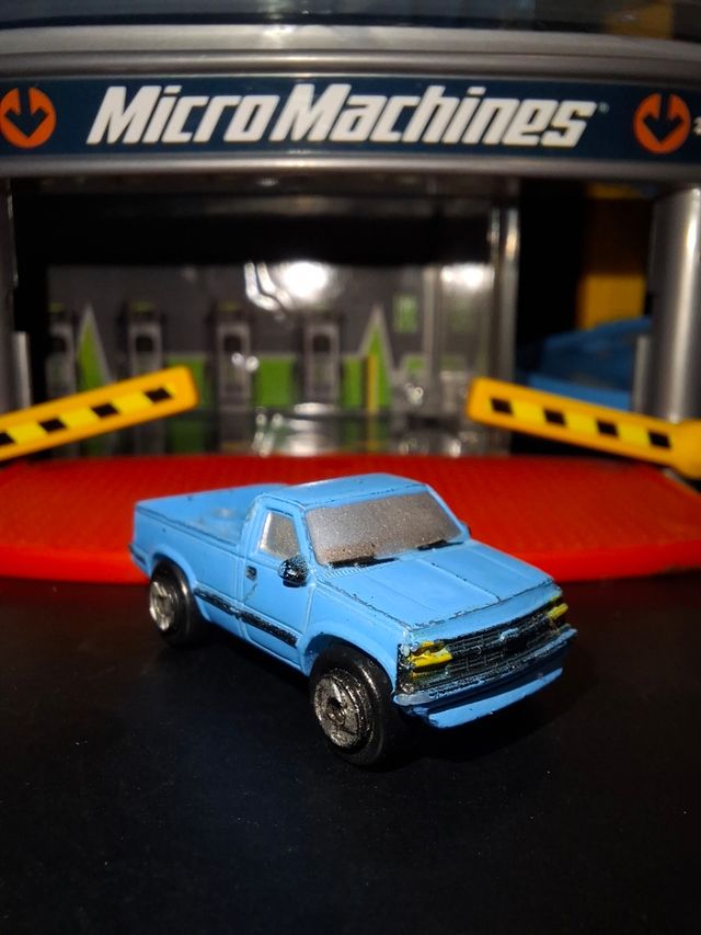 Micro Machines Galoob 80's Chevy Camper PickUp