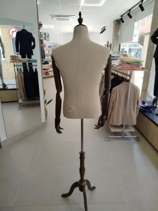 Maniquí de sastre hombre