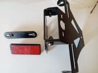 Portamatrículas corto para moto