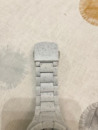 Reloj Guess Blanco
