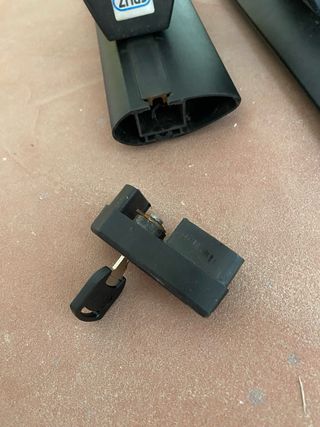 Baca Cruz Airo R 2 portaequipajes 130 llave
