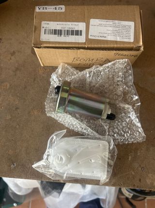 Bomba Gasolina FEP-YB045 para Honda Forza 250