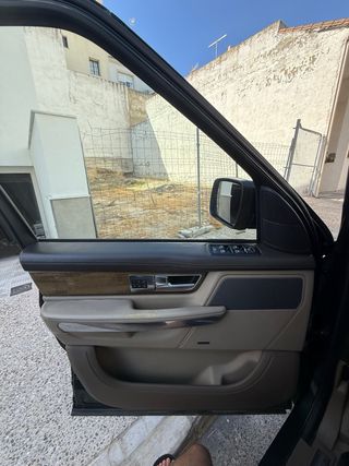 Land Rover Range Rover Sport 2012