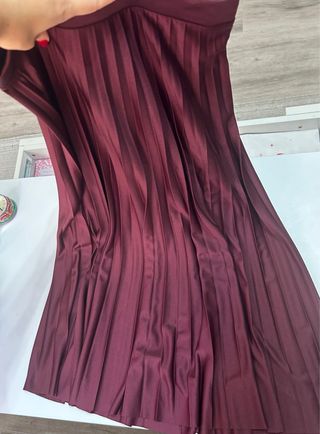 Falda larga plisada burdeos H&M Talla XS