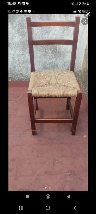 Sedia vintage in legno