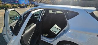 SEAT León 1.6 TDI ITECH 110CV 2015 · Bajo consumo 