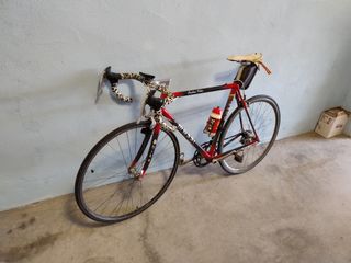 Bicicleta Massi  fibra de carbono Carretera.

