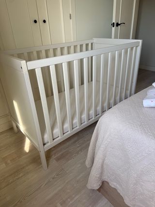 Cuna SUNDVIK IKEA blanca
