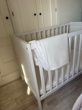 Cuna SUNDVIK IKEA blanca