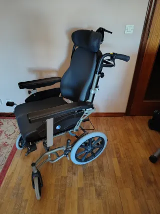 Silla de ruedas basculante Vermeiren Inovys II