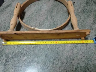Antiguo bastidor madera bordar