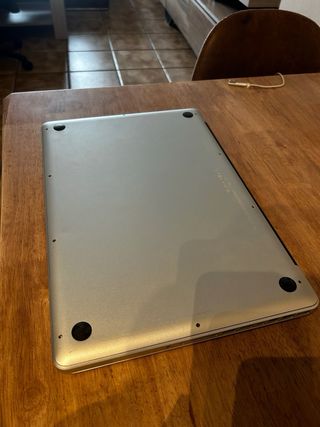 MacBook Pro 5,4 Mid 2009 Plata
