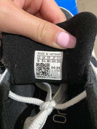 Adidas Scarpe nere e bianche taglia: 38 2/3