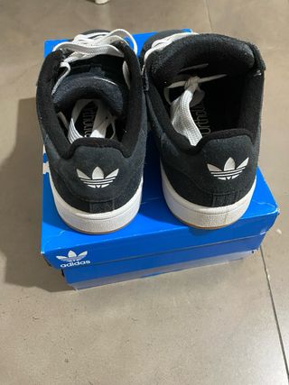 Adidas Scarpe nere e bianche taglia: 38 2/3