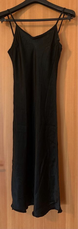 Abito lungo in raso nero taglia 40/42 Italiana