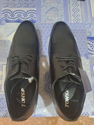 Zapatos TONY.P Negros