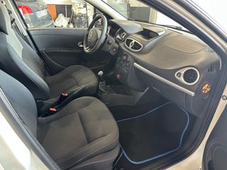 Renault CLIO 1.2 Authentique 75 cv. 5p
