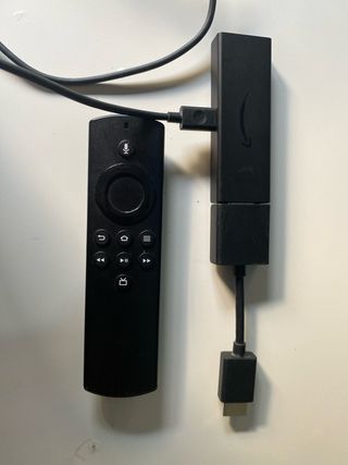 Televisor Engel Negro 
AMAZON FIRE TV INCLUIDO  
