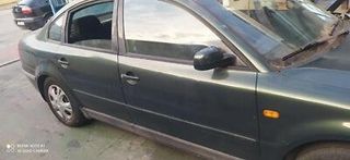 4D0411317J Brazo Suspension Inferior Delantero Izquierdo para VOLKSWAGEN 124738